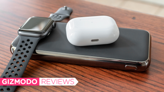 This Wireless Backup Battery Is Only Worth It If You're All in on Apple